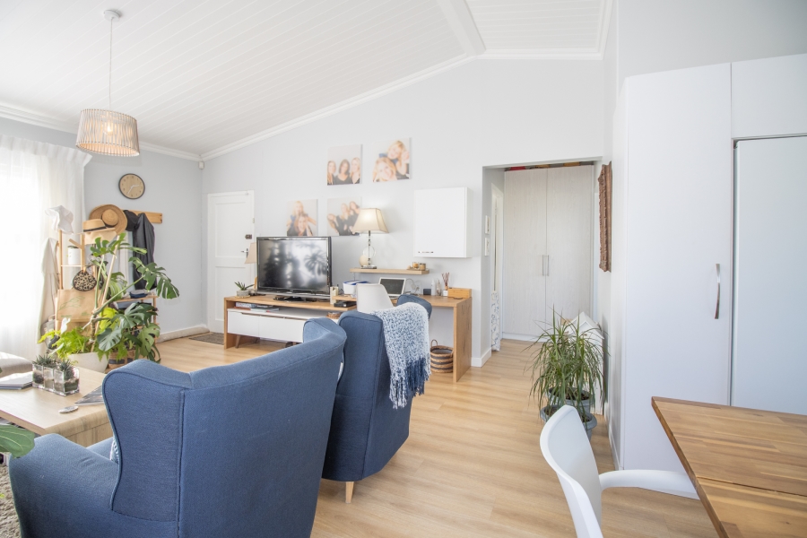 To Let 2 Bedroom Property for Rent in Fish Hoek Western Cape